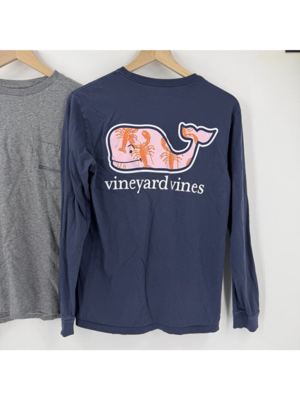 Bundle of 5 Men's Vineyard Vines Size XS T-Shirts Logo Graphics Whales - Picture 15 of 16